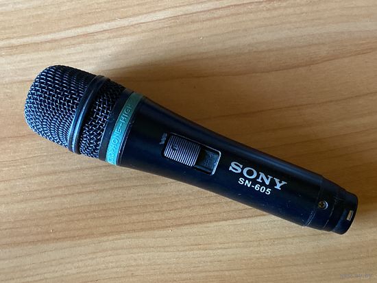 Микрофон Sony. Работает