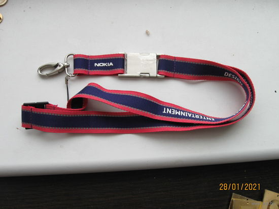 Шнурок на шею для телефона Nokia