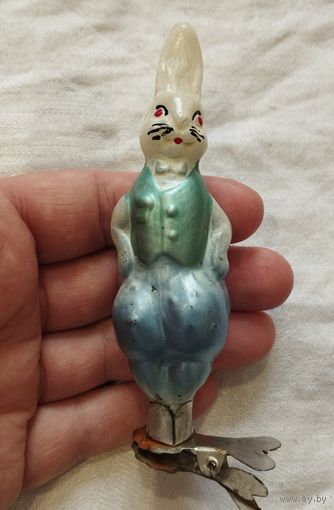 Ёлочная игрушка зайчик из серии Айболит