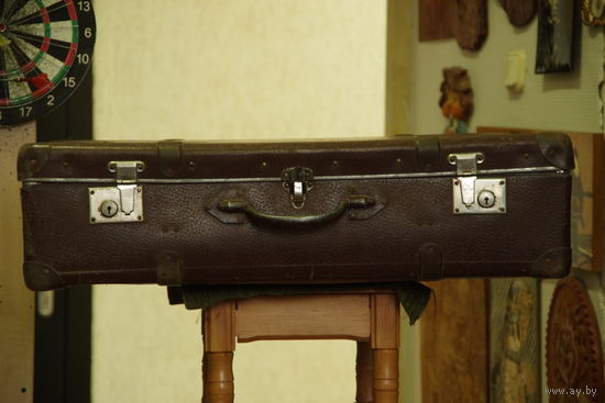 Чемодан  ГДР  (42 х 75 х 21 )
