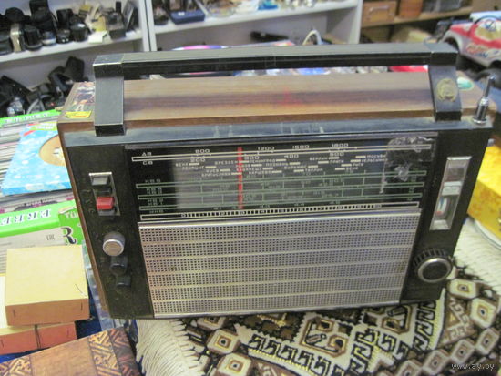 Радиоприемник Океан-205.