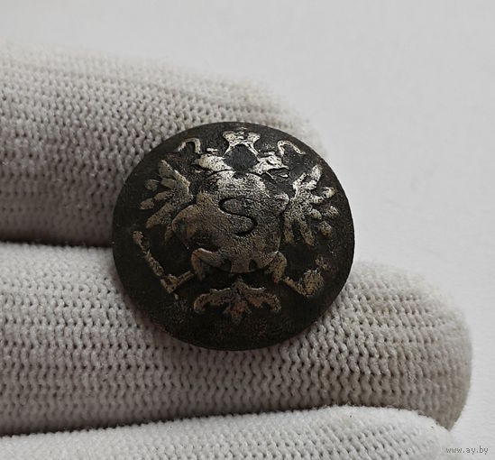 Пуговица мундирная орлянка РИА 1904-1917 г.,. Р. Левштейнъ, Рига, лот клос-1,7