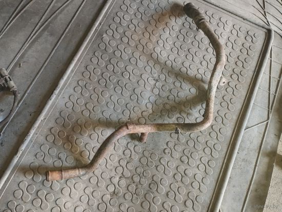 Трубка охлаждающей жидкости металлическая Mitsubishi Carisma