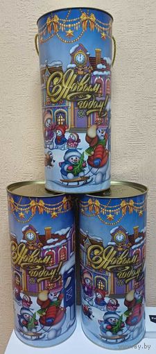 Подарочные короба-тубусы новогодние Коробка для конфет Коробка для детского подарка Подарочные коробки Стенки из плотного картона, крышка и дно металлические.