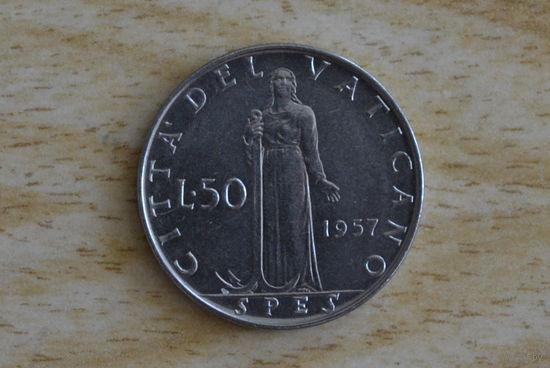 Ватикан 50 лир 1957 с 1 руб