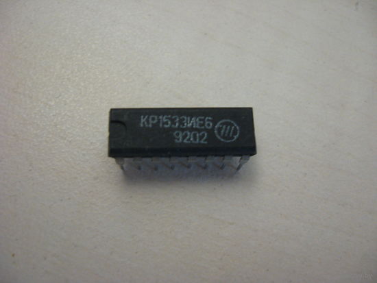 Микросхема КР1533ИЕ6