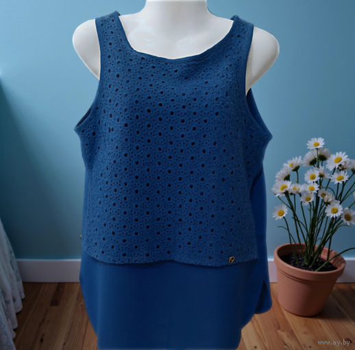 Летняя блузка насыщенного цвета