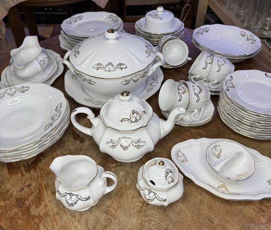 Столовый сервиз Bohemia ,Чехословакия ,54 предмета