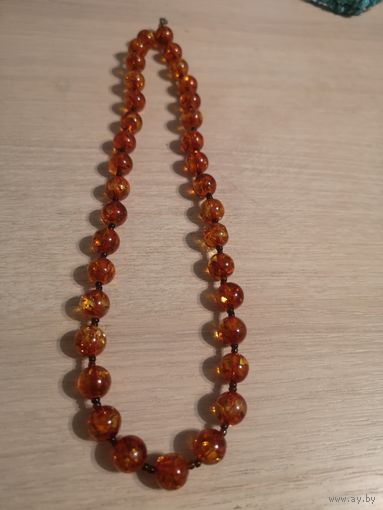 Бусы. Янтарь.