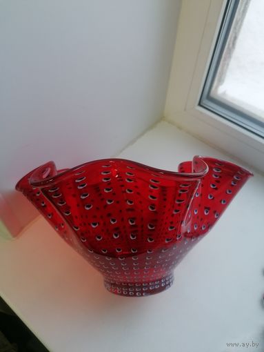 Ваза Павлиний глаз А. Федоркова красная