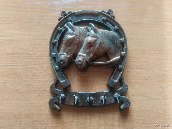 Красивая настенная ключница, СССР.