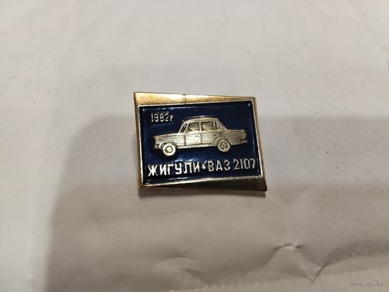 Автомобиль Ваз 2107
