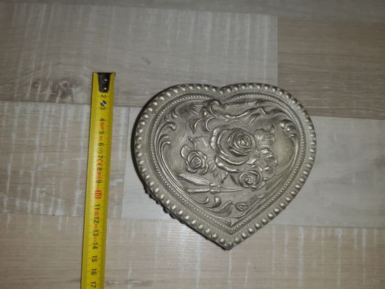 Шкатулка металл