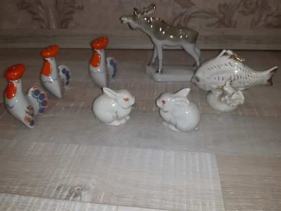 Статуэтки лось , рыбка карась , зайчик , петух солонка