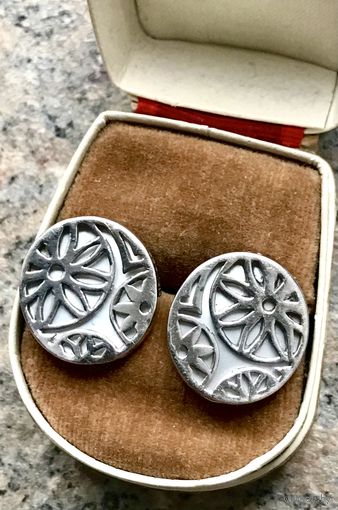 Серьги