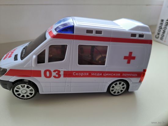 Скорая помощь, новая, музыкальная-сама ездит