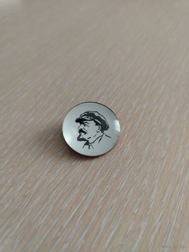 Значек. Ленин
