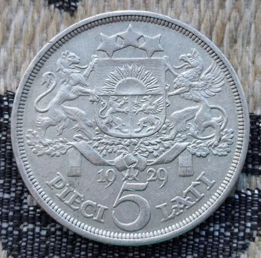 Латвия 5 лат 1929 года, UNC. Герб Латвии. Серебро. Сторгуй за свою цену, предложи обмен! Y130
