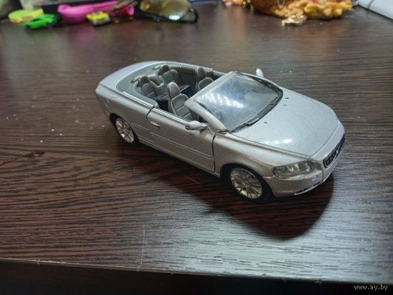 VOLVO C70