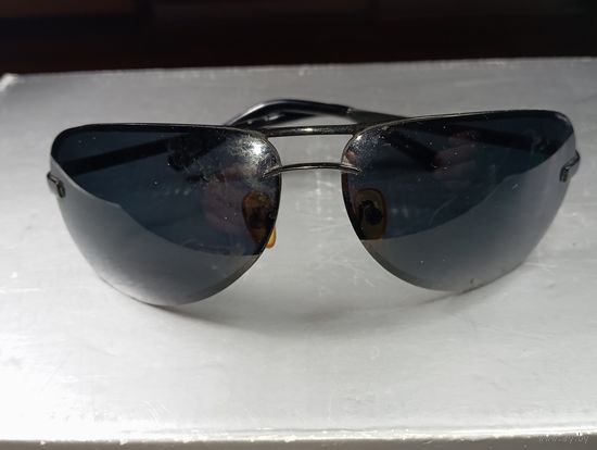 Очки в металлической оправе формы Авиатор с тёмными линзами.Предсезонная распродажа Винтажных солнцезащитных очков с рубля !