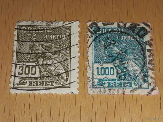Бразилия 1920, 1936  Стандарт. Меркурий (Гермес). 2 марки одним лотом