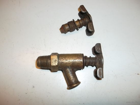 Кран системы охлаждения  ( из СССР)