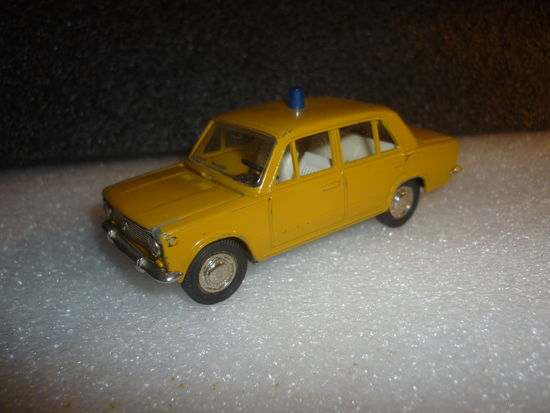Модель авто ВАЗ 2101. А9. ГАИ. Без МИ. СССР. 1:43