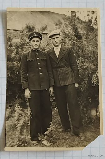 Железнодорожник с другом. До 1941