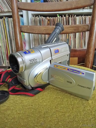 Винтаж JVC 700х видеокамера