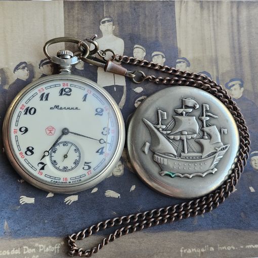 Старт с 1 Рубля !!! СССР Карманные часы Молния Корабль Рабочие