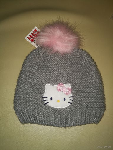 Шапочка Hello Kitty на флисе, до 4 лет. Новая.