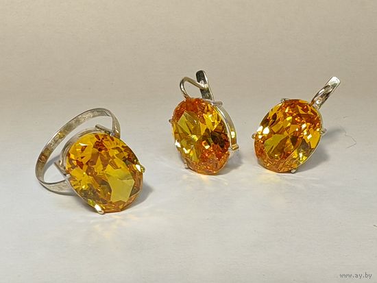 Серьги и Кольцо серебро 925 пр. Размер 23 мм. С рубля.