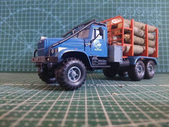 Масштабная модель КраЗ 255В Сортиментовоз Масштаб 1/43 конверсия