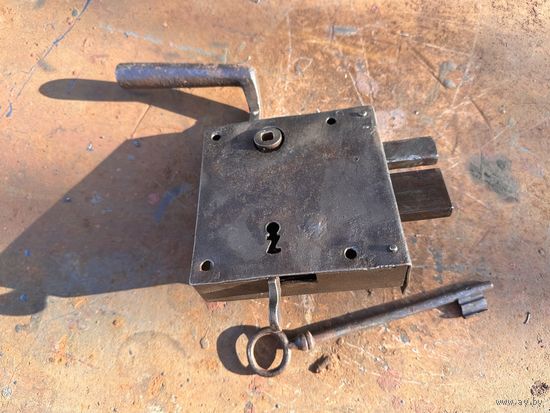 Замок старинный