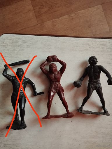 Неандертальцы 2 шт.