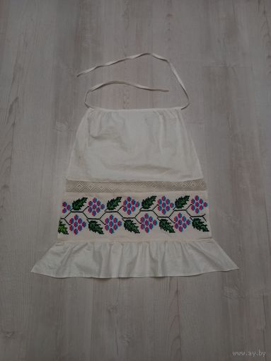 Фартук,  передник,  вышитый старинный