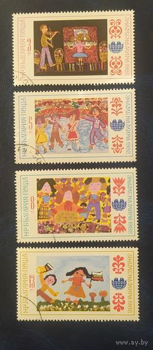 Болгария 1982 детские рисунки.