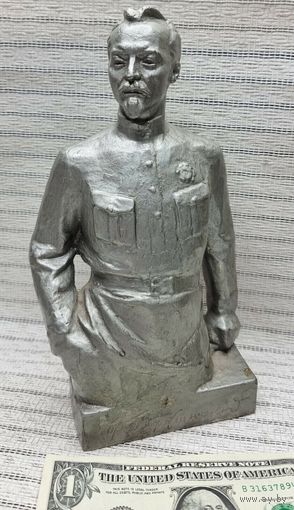 Бюст "Создатель ВЧК Феликс Эдмундович Дзержинский"