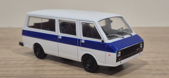 РАФ-22038. Автолегенды СССР