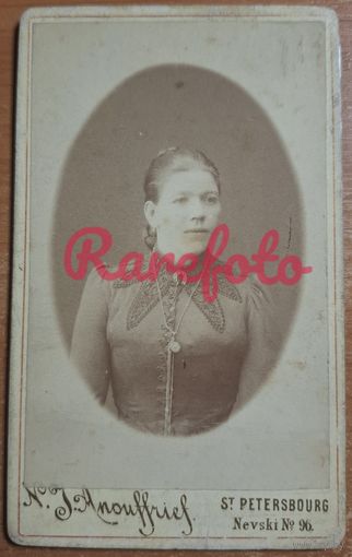 1890-е Визит-портрет девушка студийное фото типажи ретро фотограф Ануфриев СПБ