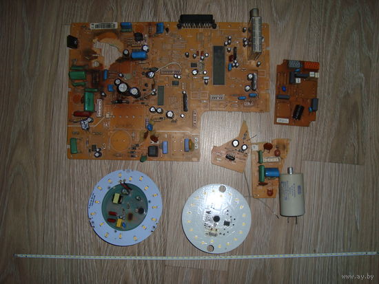 Платы с радиодеталями