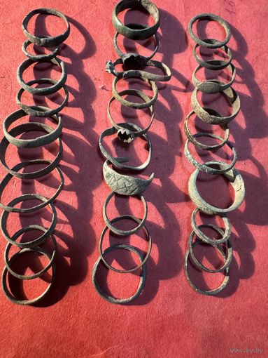 Кольца. цена за все.