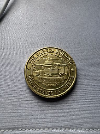 Монетовидный жетон США. Здание капитолия