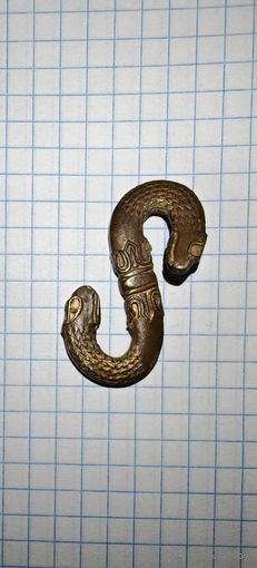 Зацеп для кортика