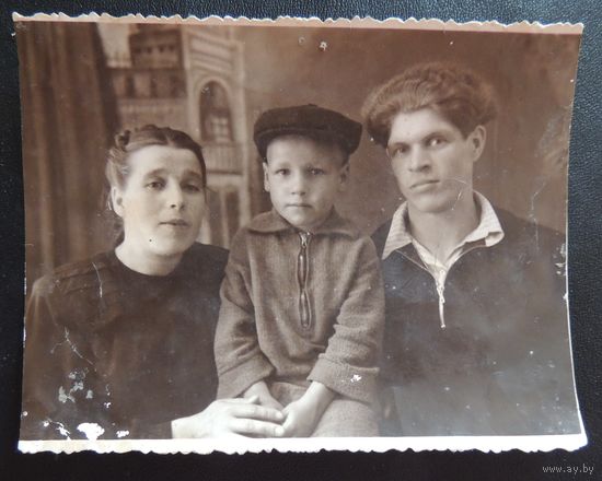 Фото "Семья", 1930-е гг.