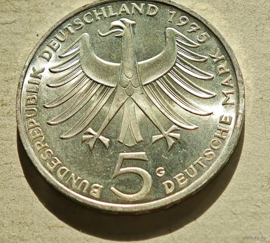 1975 год серебро 5 марок Германия