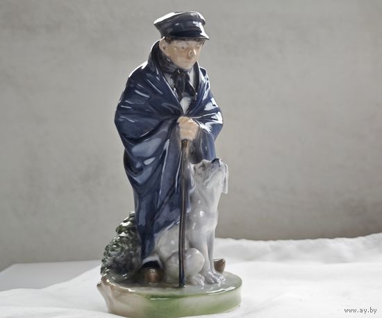 Royal Copenhagen статуэтка пастушок собакой
