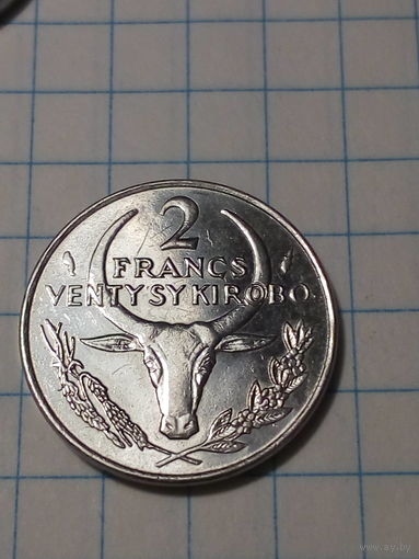 2 франк Мадагаскар 1977 год