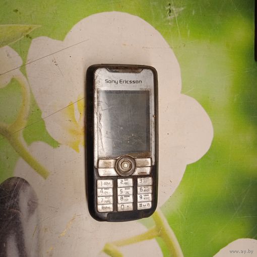 Телефон Sony Ericsson 700 на запчасти