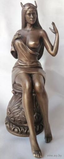 Статуэтка Муза художника Бронза